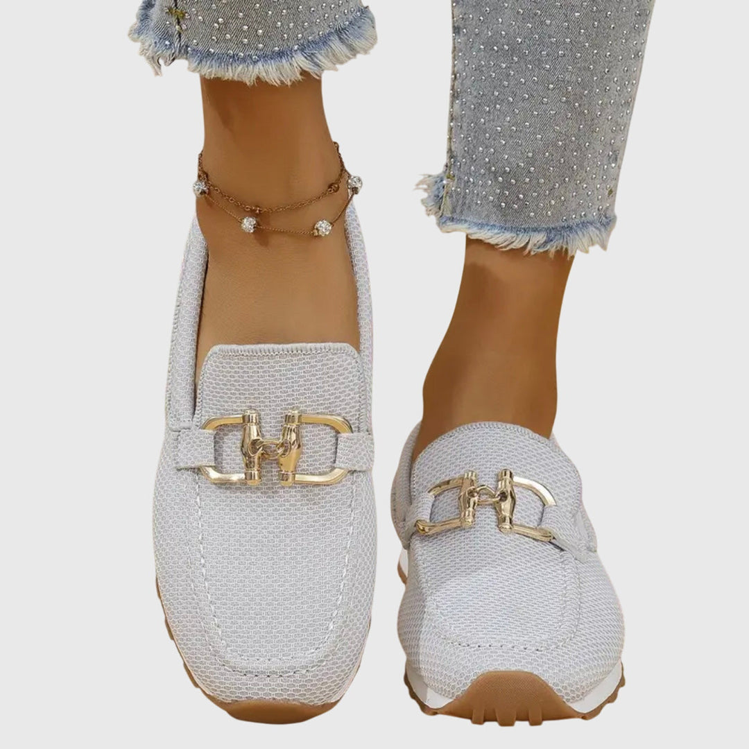Mocassim de Couro Real com Detalhe de Ferradura