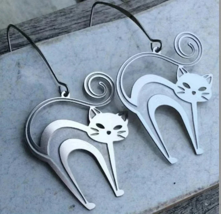 Brincos de gato de prata vintage