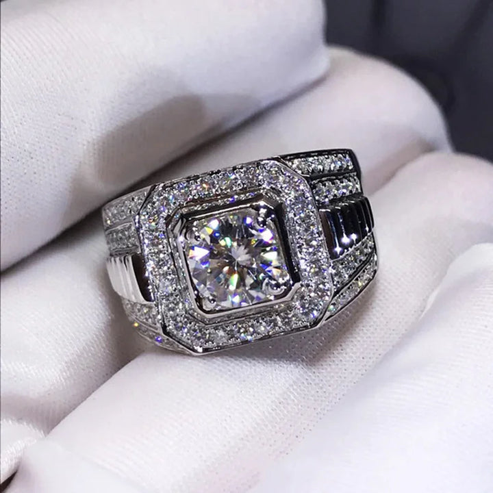 Anel de diamante microincrustado com zircônia personalizada